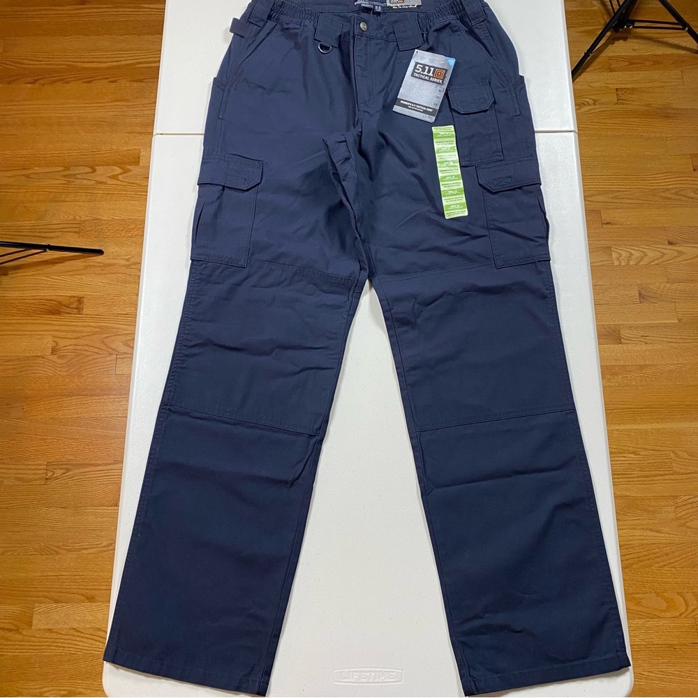 NWT 5.11 Tactical Series Women's 18 Long Navy Canvas Cargo Pants Reinforced Knee - Picture 5 of 13
